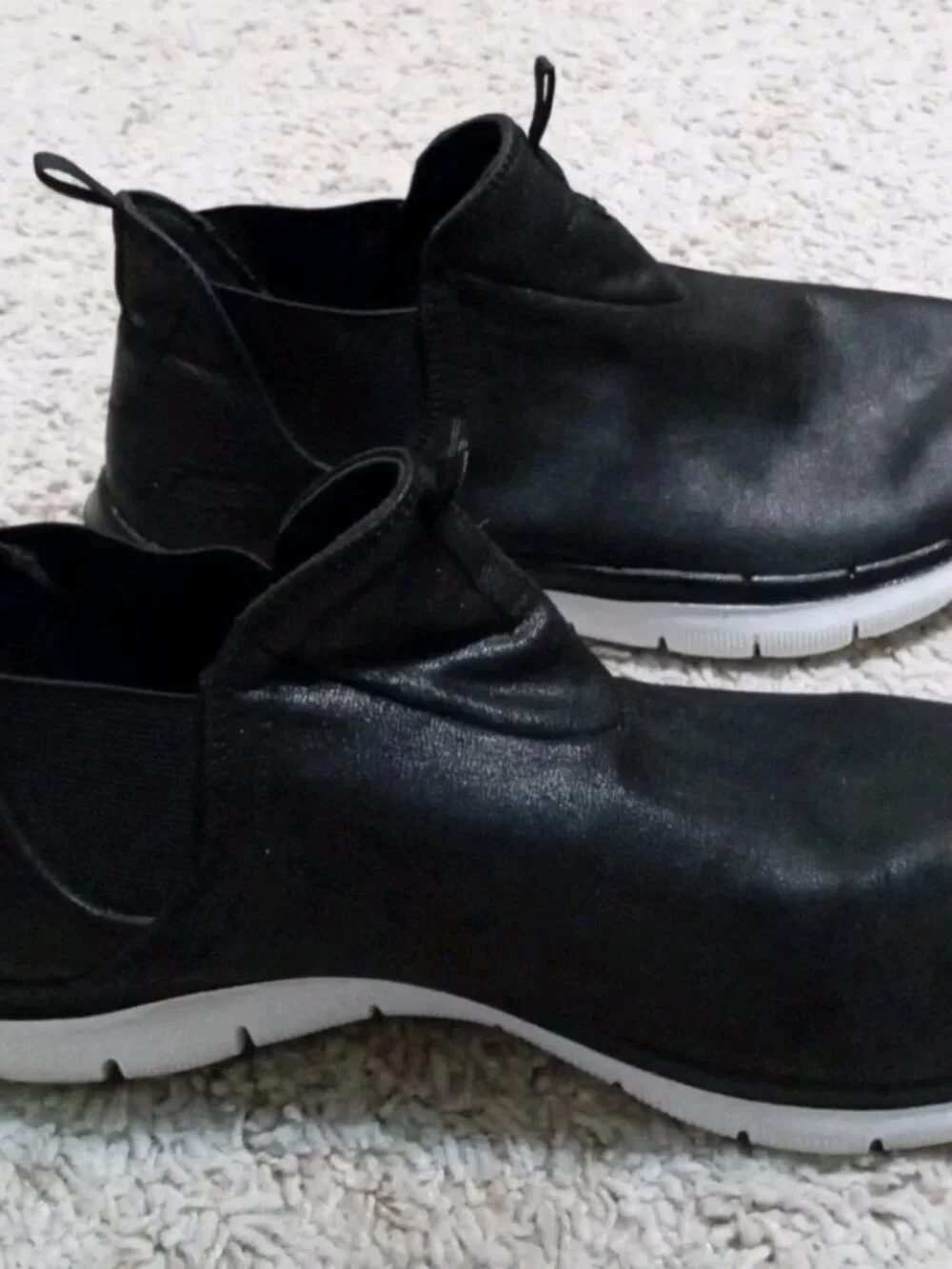 Skechers women black